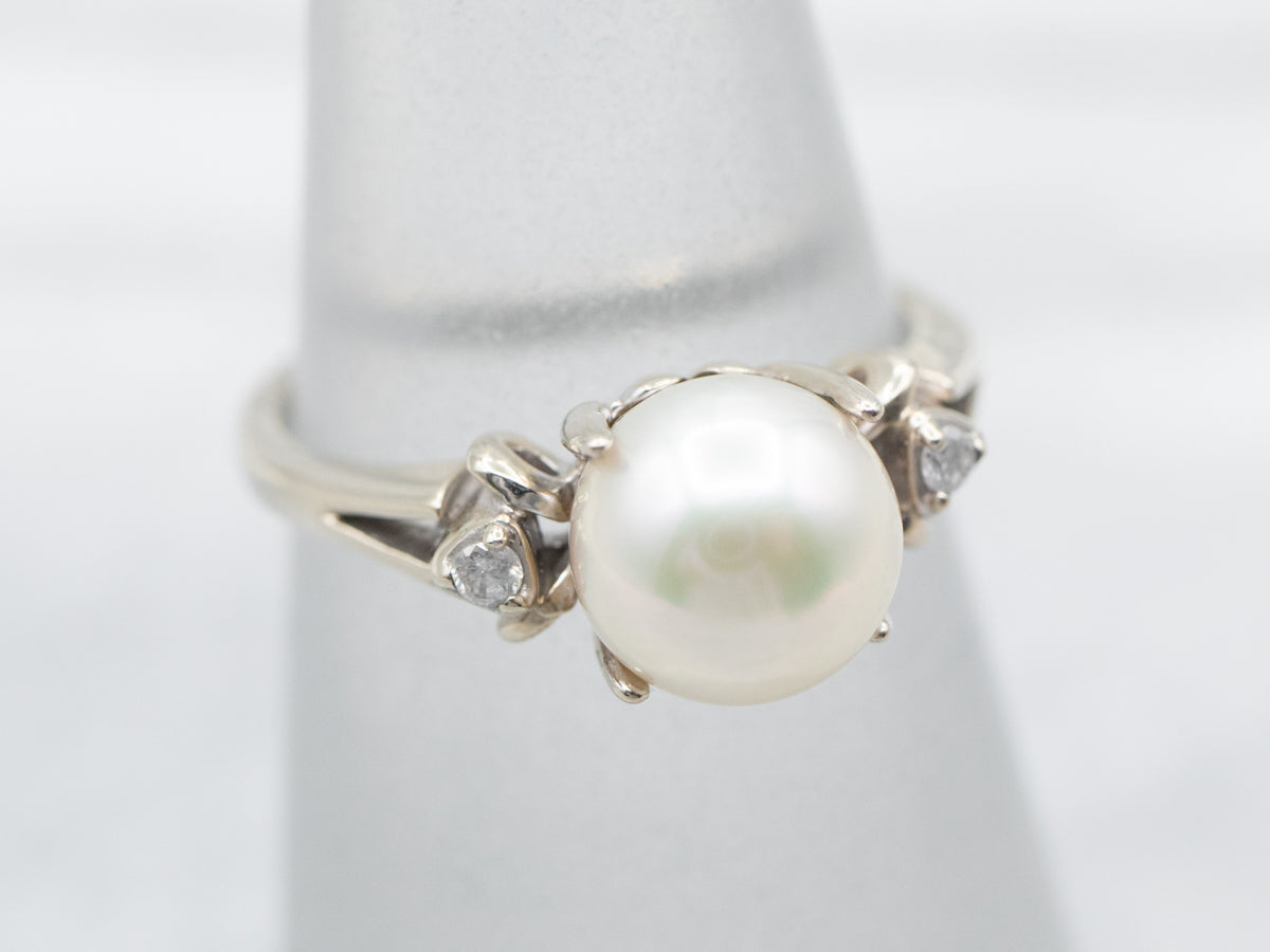 Simple and Classic White Gold Diamond and Pearl Ring