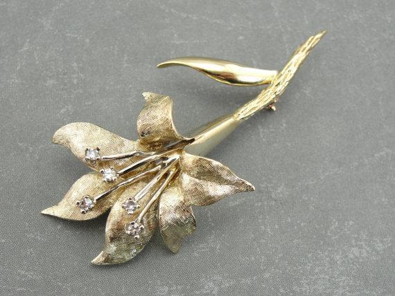Diamond Lily Gold Flower Brooch