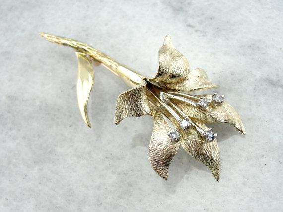 Diamond Lily Gold Flower Brooch