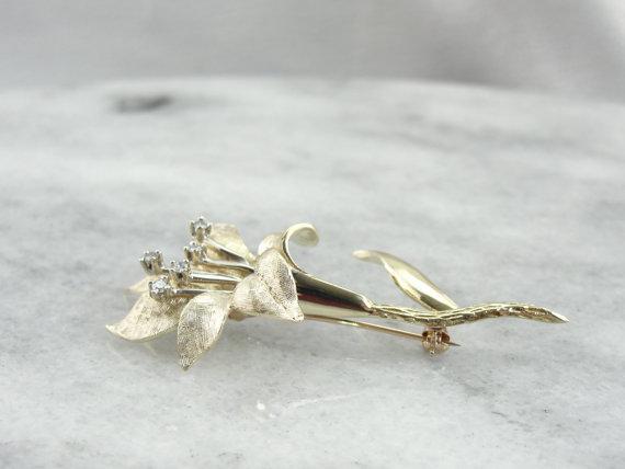 Diamond Lily Gold Flower Brooch