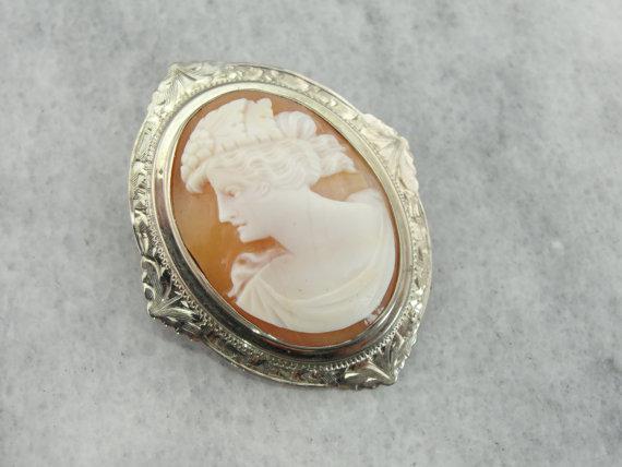 Engraved Flat Bezel Edge Antique Cameo Brooch