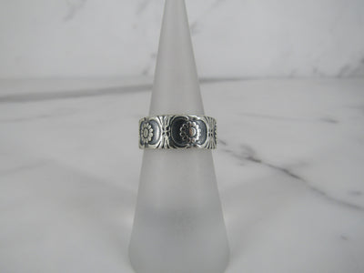 Floral Patterned Sterling Silver Band Ring