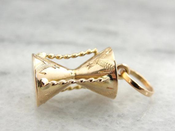 Vintage 18 Karat Gold Djembe Drum Charm