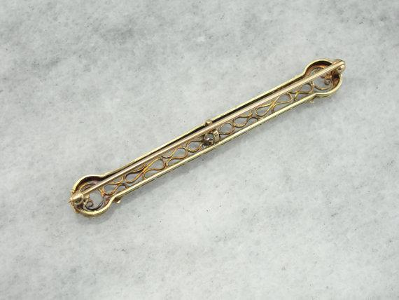 900 Platinum and Diamond Outstanding Filigree Edwaridan Bar Pin Brooch