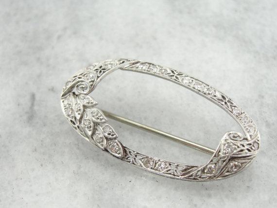 Edwardian Platinum Bar Pin with Fine Diamonds
