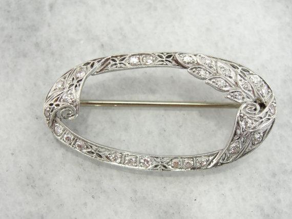 Edwardian Platinum Bar Pin with Fine Diamonds