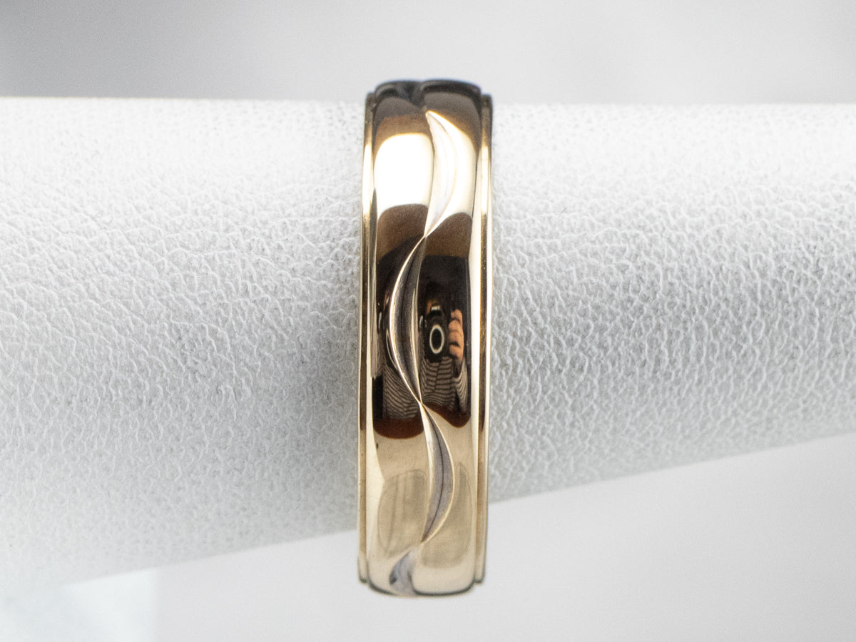 Vintage Yellow Gold Pattern Band