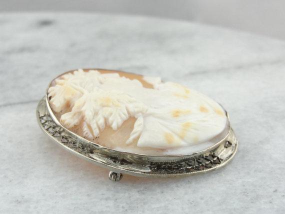 Filigree Cameo Brooch or Pendant in Fine Gold
