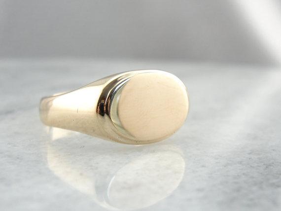 Yellow Gold Plain East West Signet Ring