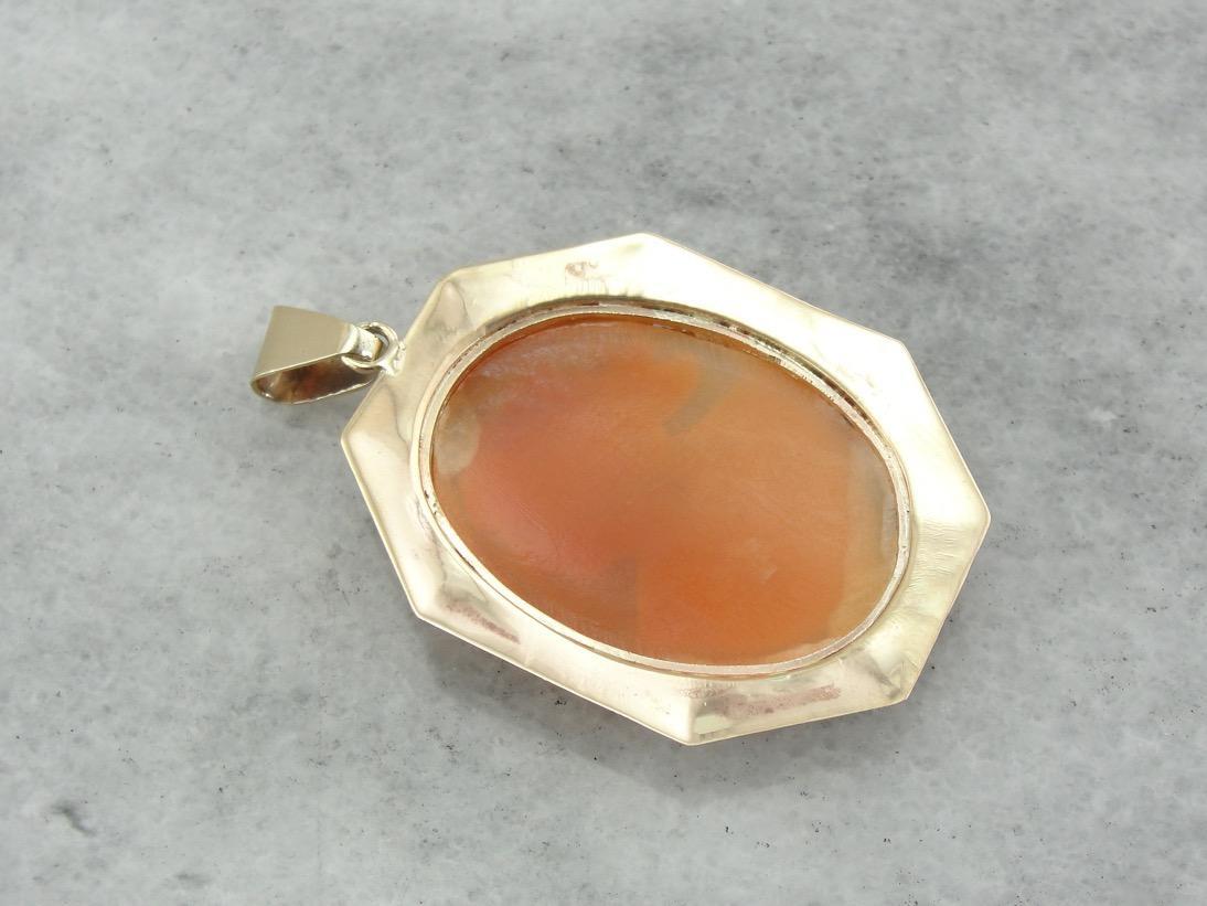 Wonderfully Carved, Vintage Cameo Pendant in Etched Gold Frame