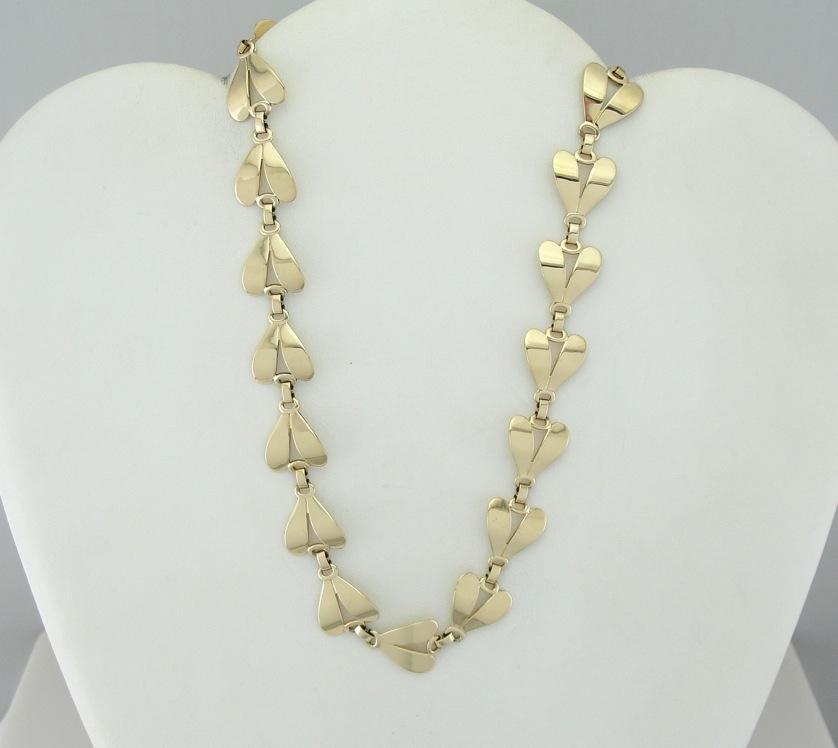 Maestría moderna danesa: impresionante collar de oro amarillo pulido