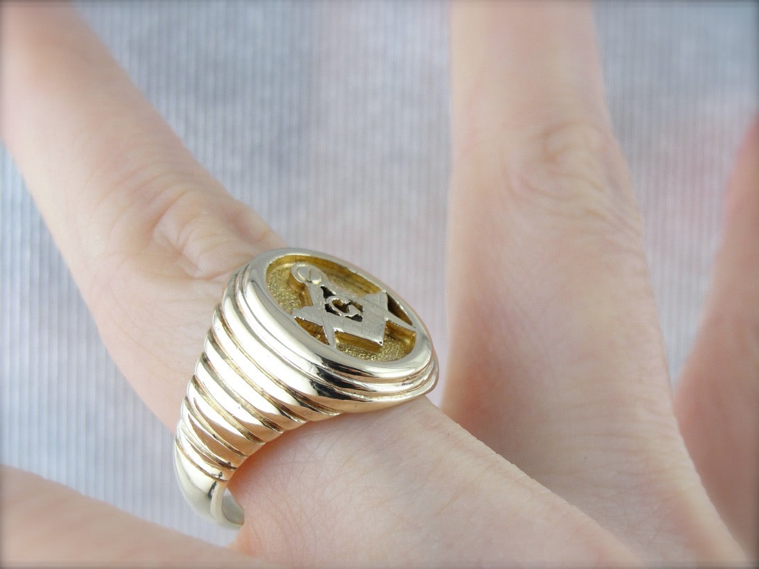 Men's Masonic Ring Crafted in 14K Yellow Gold, Unique Rippled Texture