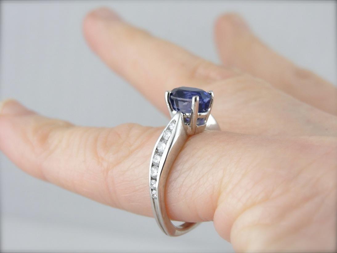 Exceptional Quality: Ceylon Sapphire and Diamond Platinum Modern Engagement Ring