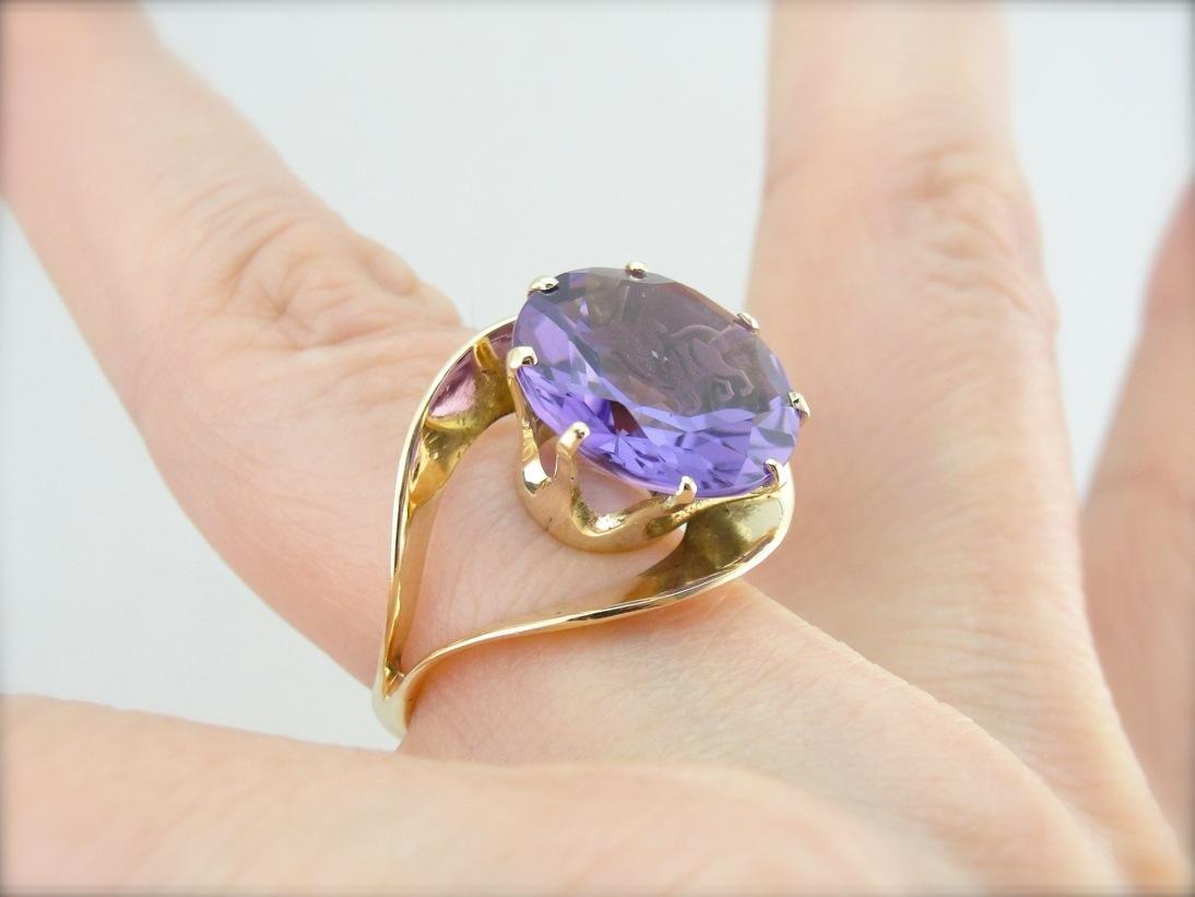 Spectacular Leonine Cocktail Ring with Etched Amethyst, Circa 1960's