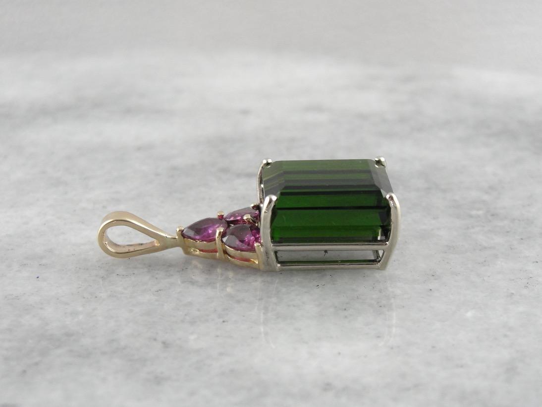 La esposa del maharajá: colgante en forma de gota de turmalina verde oscuro y turmalina rosa