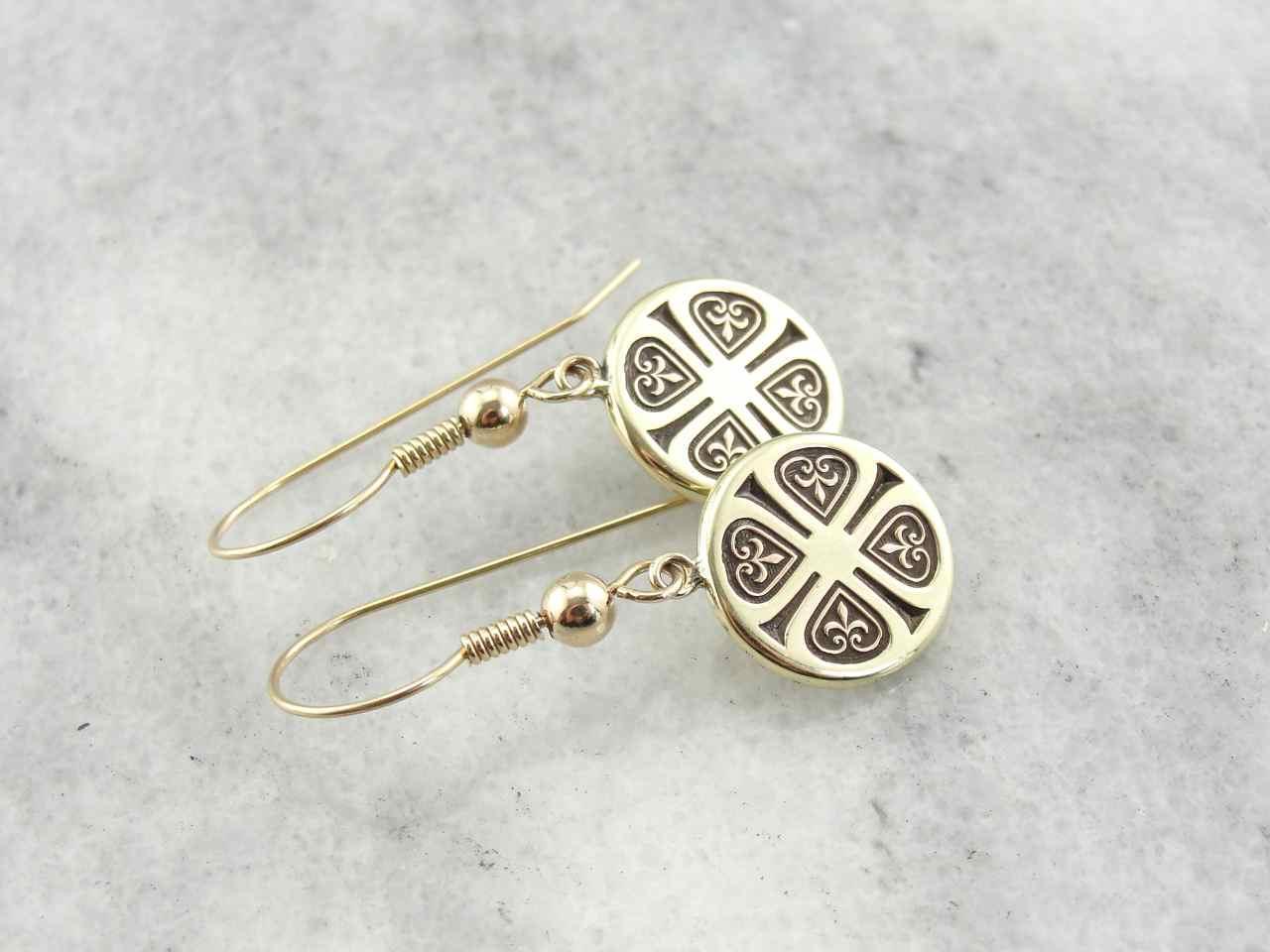 Vintage Fleur De Lis Drop Earrings in Yellow Gold