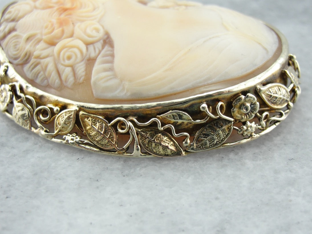 Large Art Nouveau Cameo Pendant with Floral Frame of Green Gold