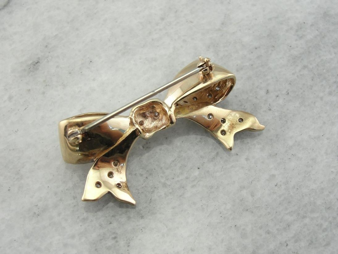 Sweet Vintage Diamond Studded Bow Brooch