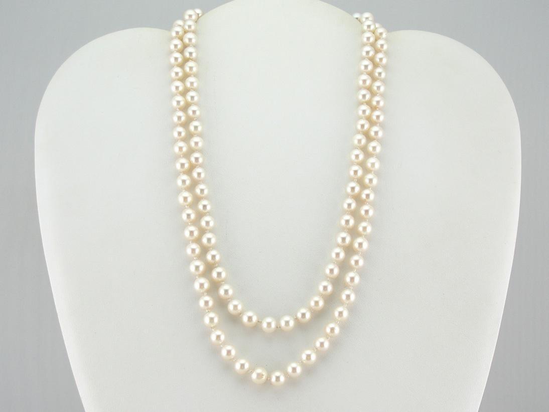 Long Strands: Pink Pearl Necklace