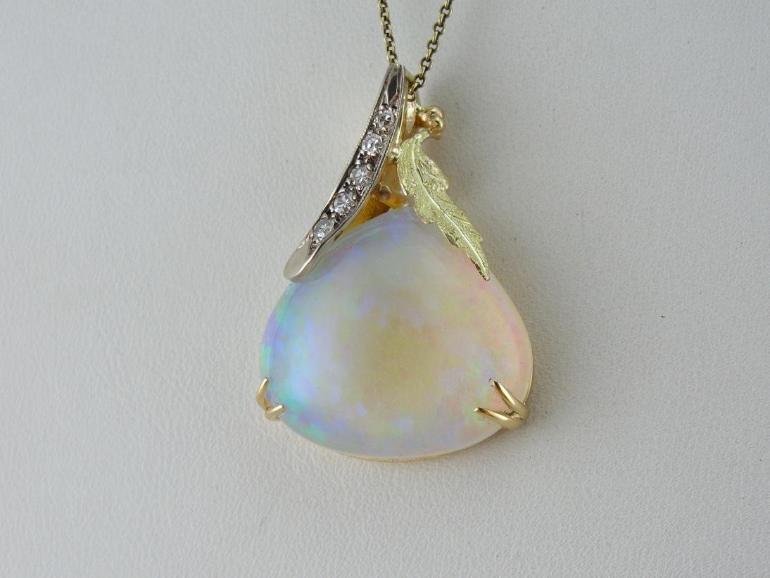 Star Berries and Opal: Handmade Pendant of Ethiopian Opal and Vintage Elements  0MMWKJ