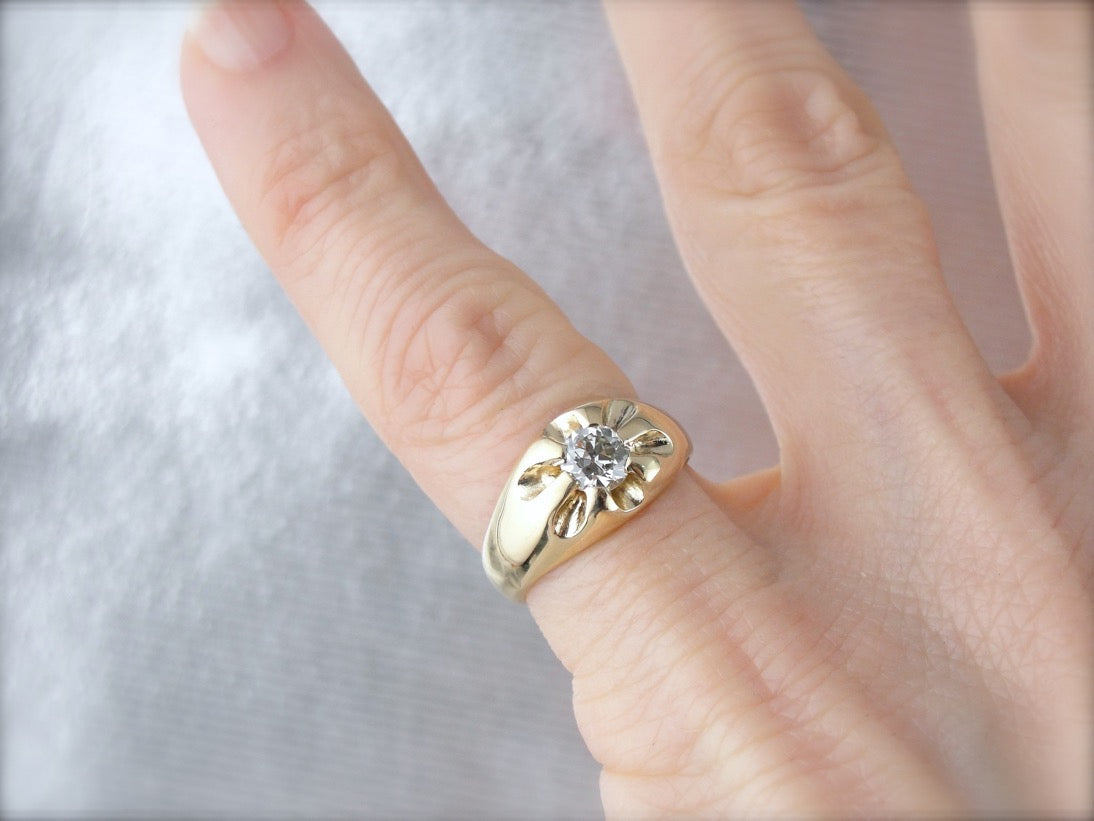 Pretty Belcher Set Diamond Solitaire, Mens or Ladies Vintage Ring