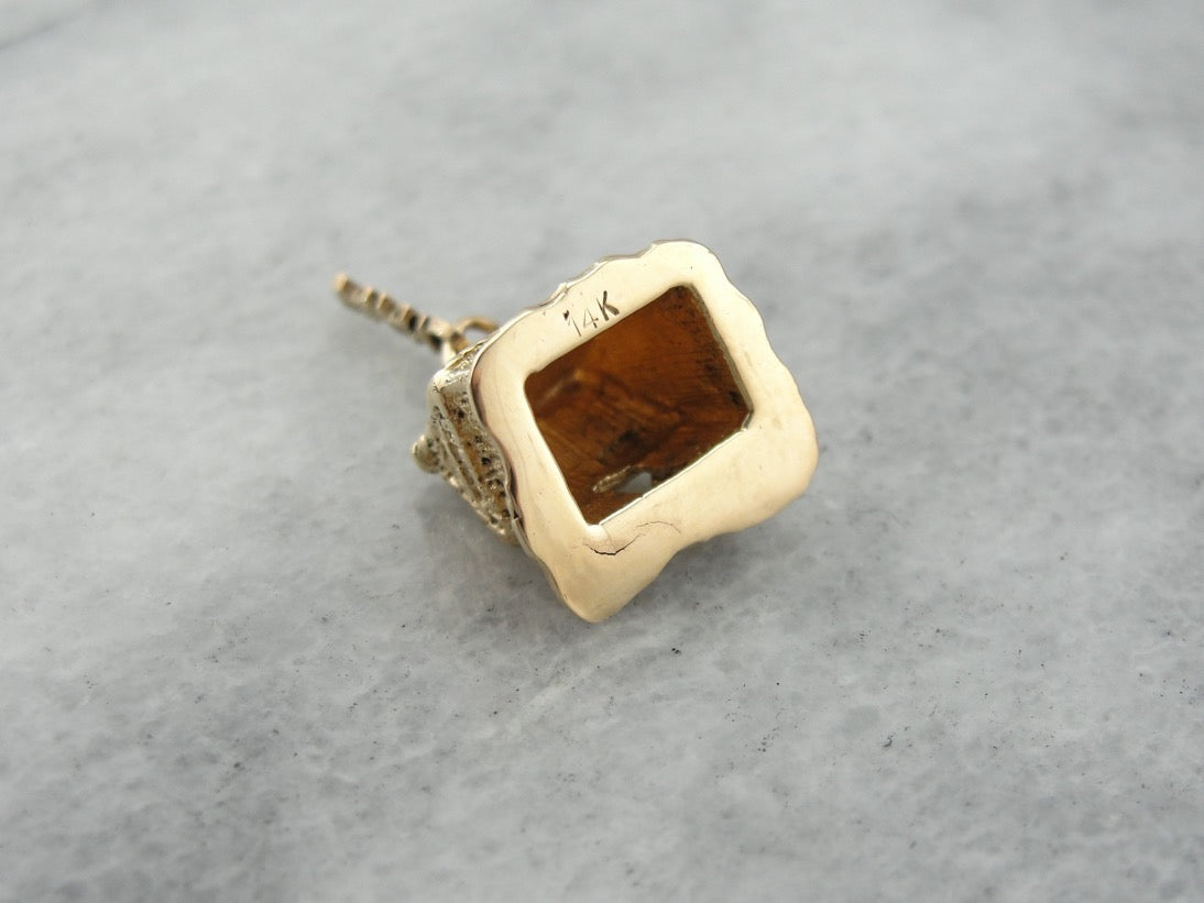 ¡Aloha! Casa hawaiana con techo de paja, encanto de oro macizo de Hawái