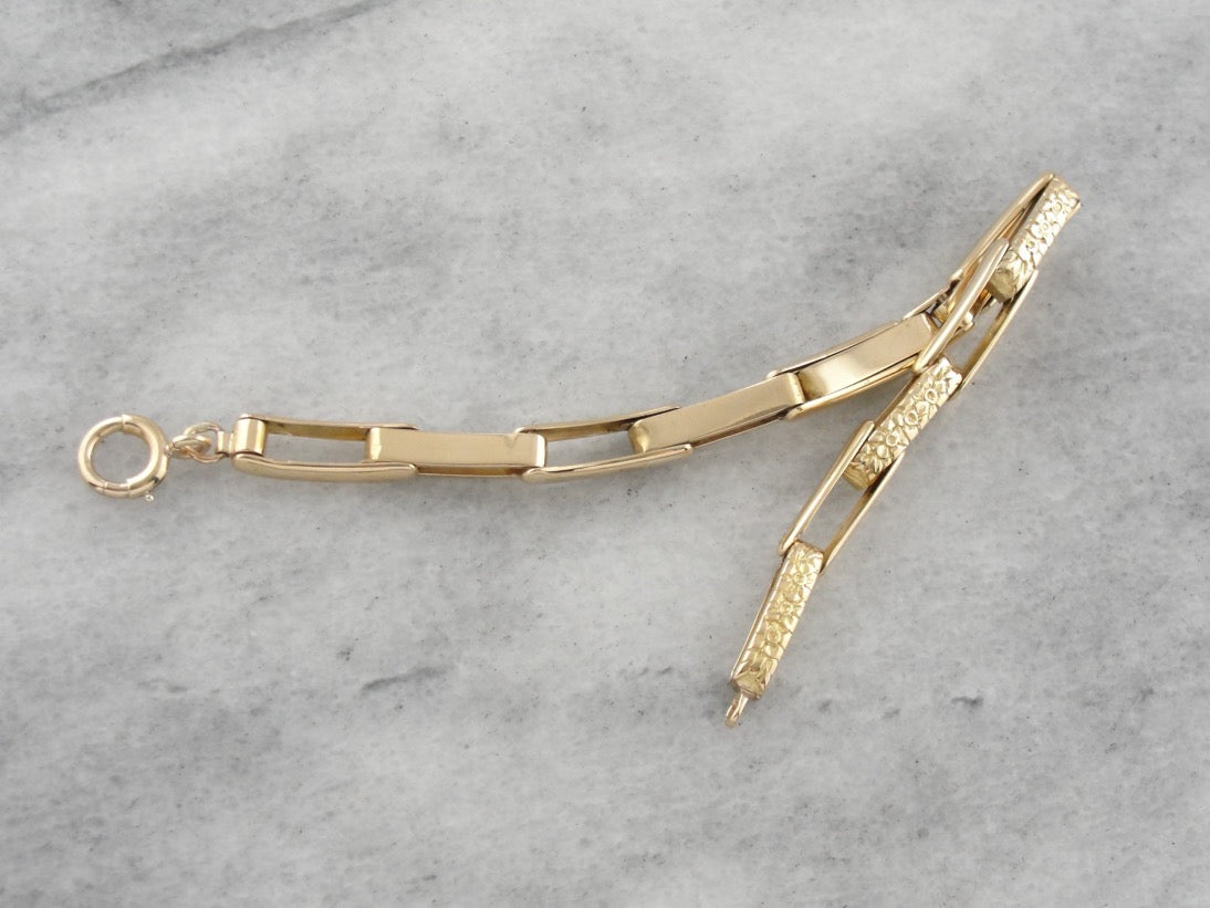 Vintage Floral Link Bracelet in Polished Yellow Gold