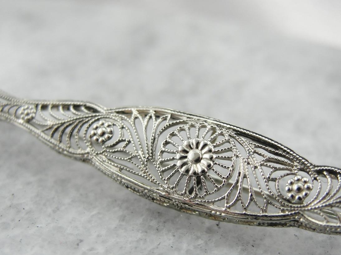 Floral Filigree, Art Deco Bar Pin