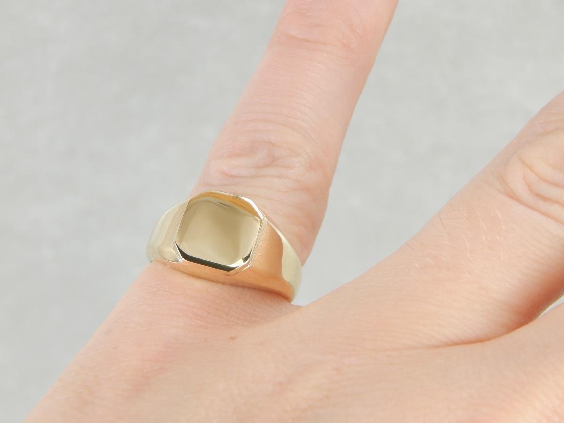 Polished Yellow Gold Signet Ring