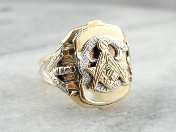 Gold Past Master Ring - 5145 - Solid Back