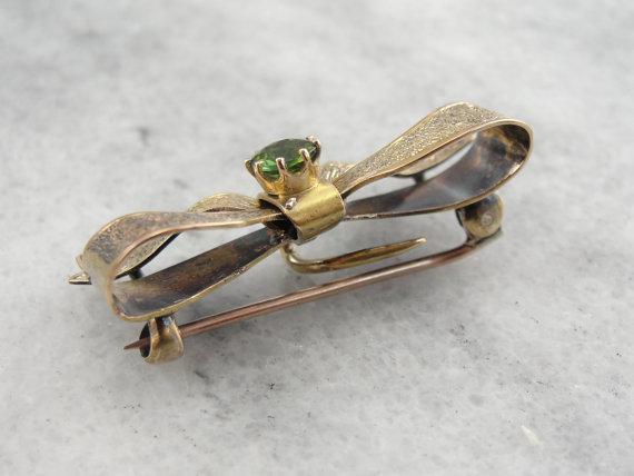 Sweet Antique Bow Brooch with Green Tourmaline