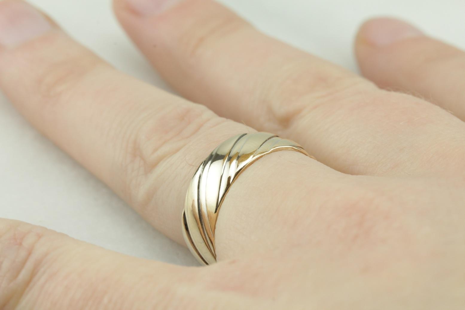 Wide Lined Pattern Wedding Band