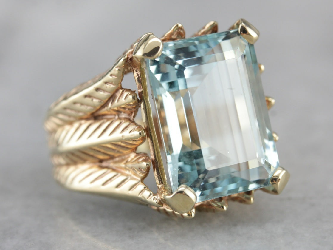 Collectors Quality Aquamarine Ring in Substantial Gold Mounting
