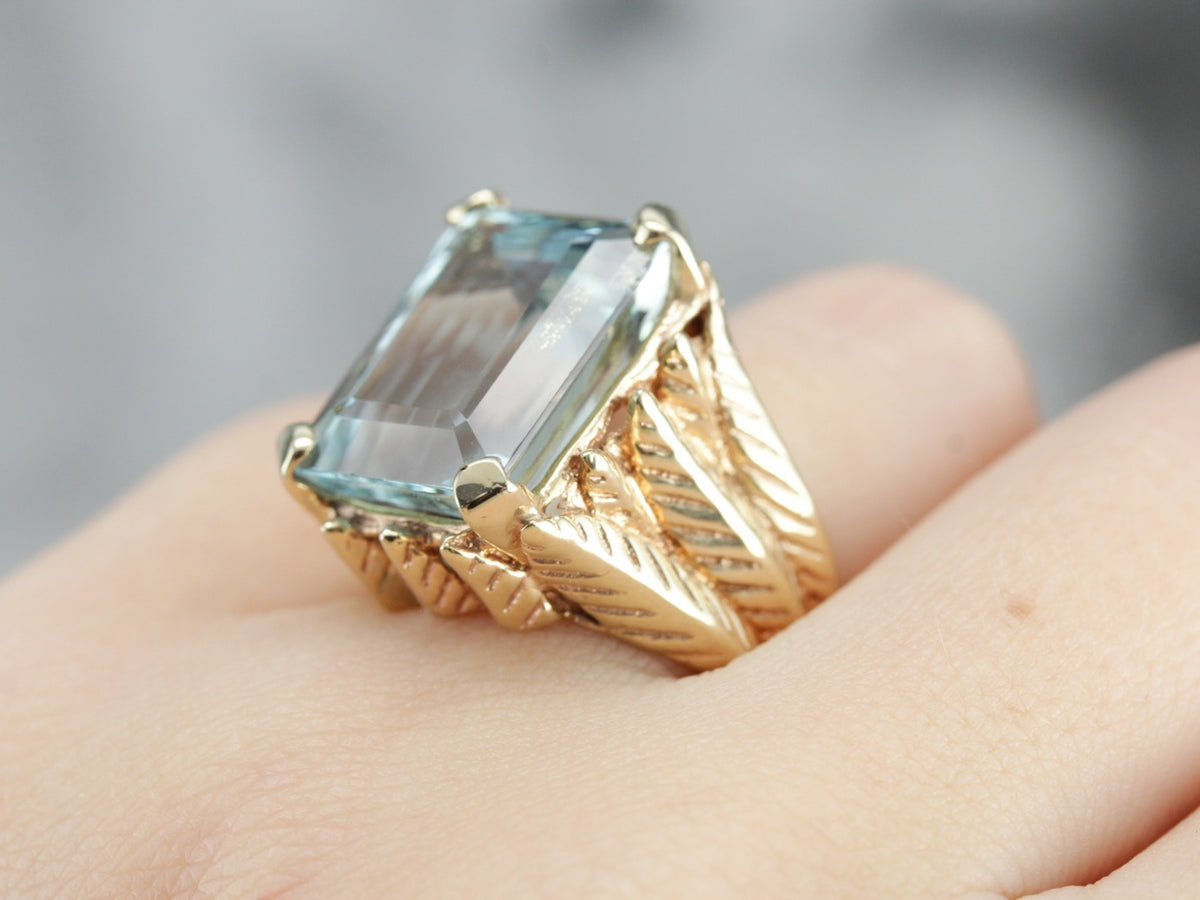 Collectors Quality Aquamarine Ring in Substantial Gold Mounting