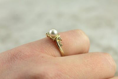 Classic & Sweet: White Pearl and Diamond Ring