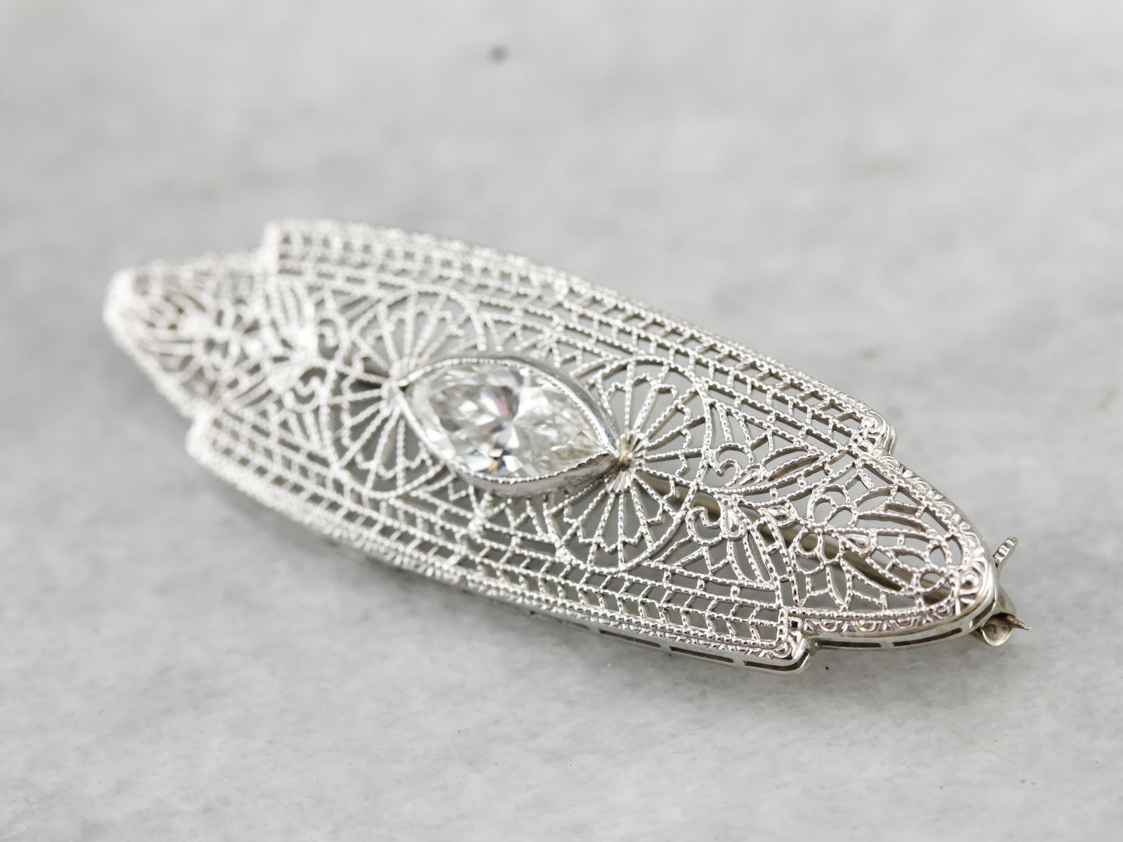 Outstanding Filigree Brooch with One Carat Diamond Center, Art Deco Finery