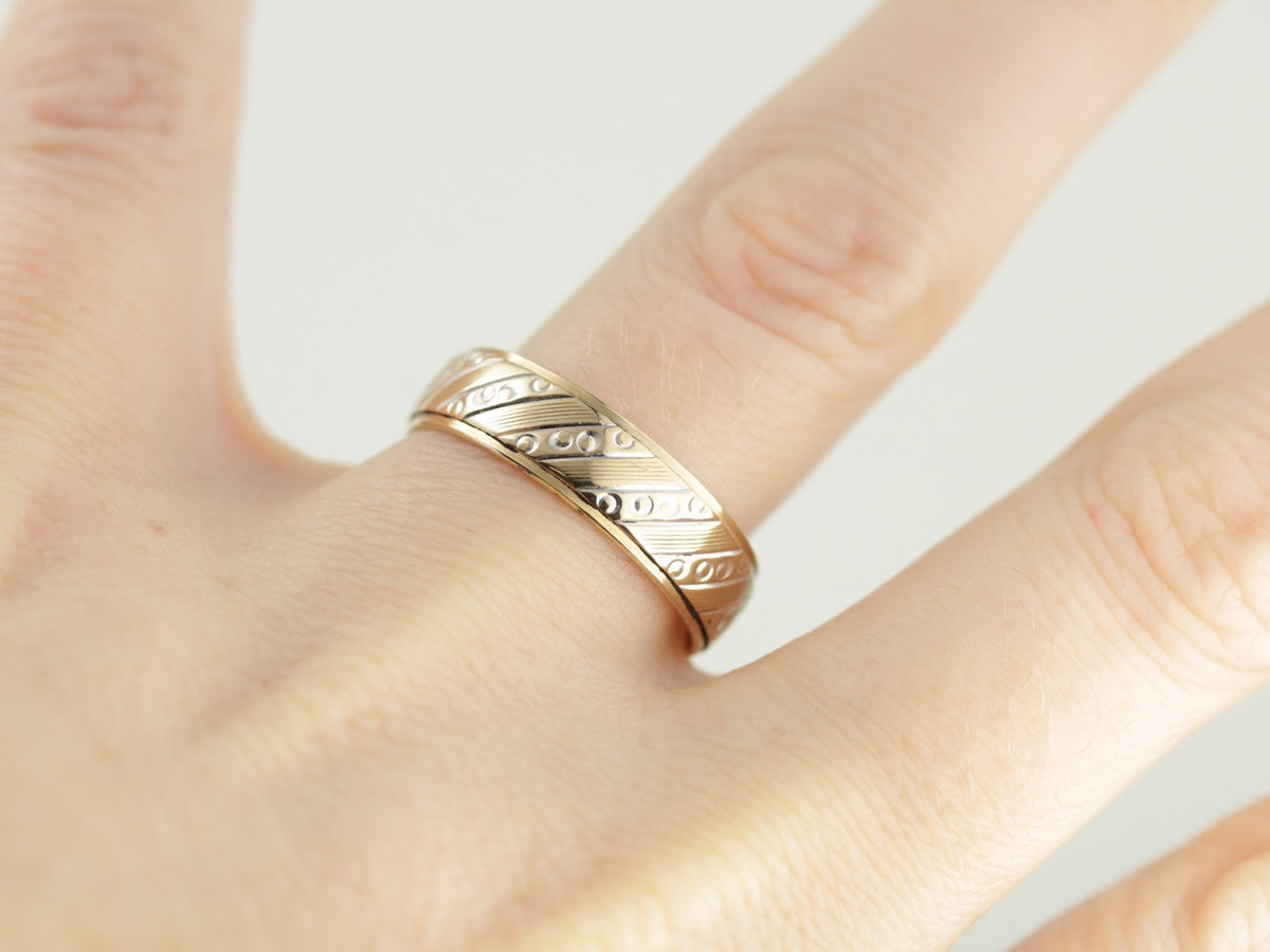 Sweet Vintage Wedding Band with Geometric Dot Pattern