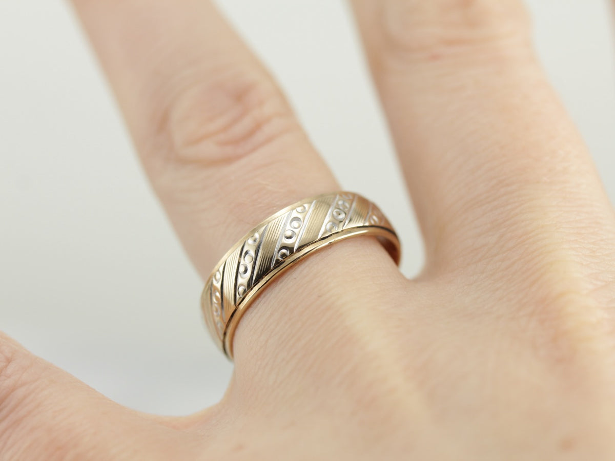 Sweet Vintage Wedding Band with Geometric Dot Pattern