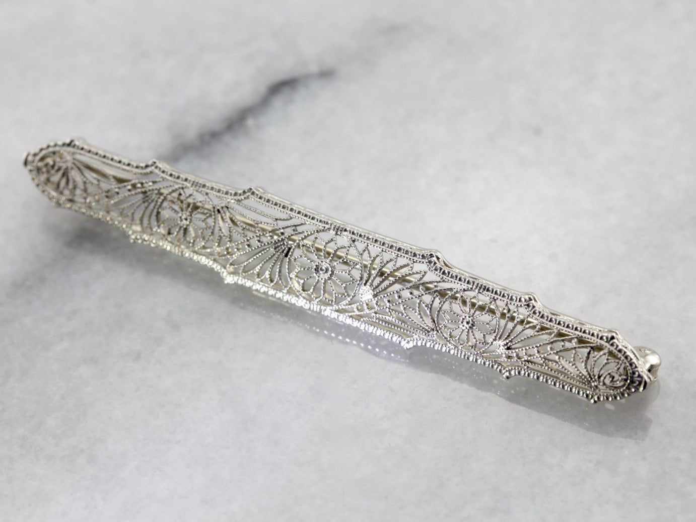 Gorgeous 1920's Floral Filigree Bar Pin