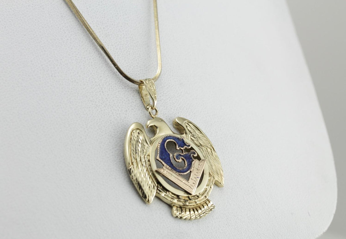 Striking Vintage Masonic Eagle Men's Pendant