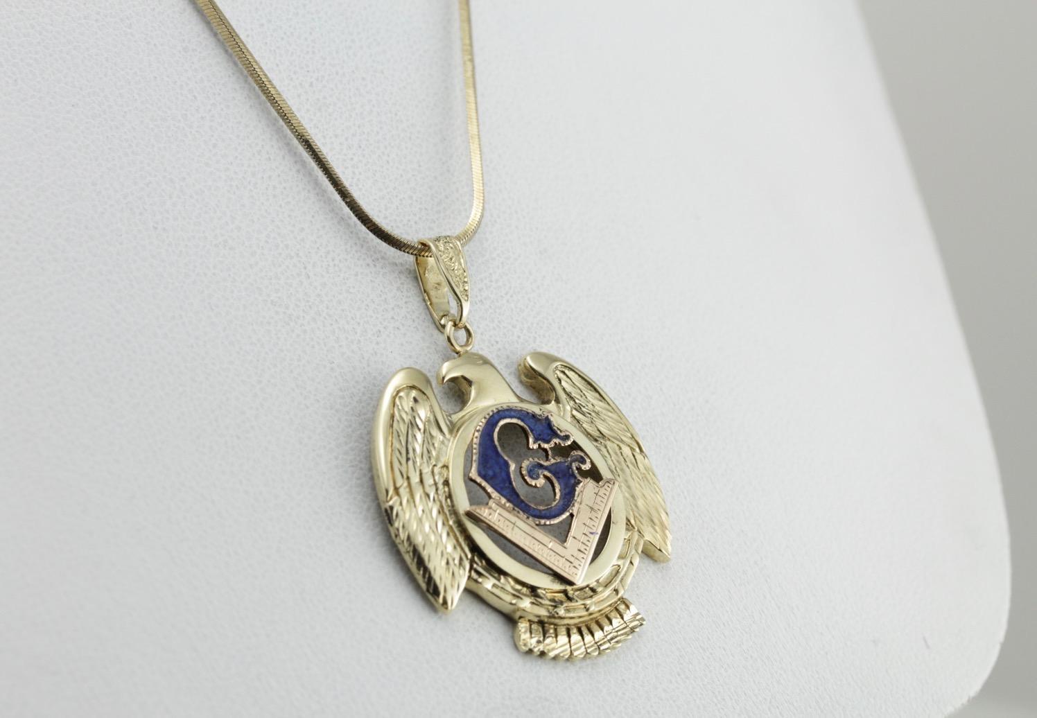 Striking Vintage Masonic Eagle Men's Pendant