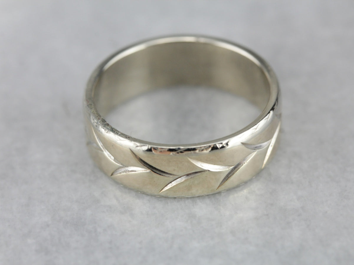 Vintage Braid Patterned Gold Wedding Band