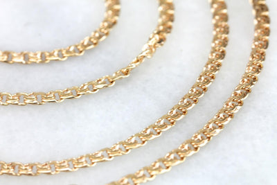 Rosy Gold Oval Link Chain, Lies Flat