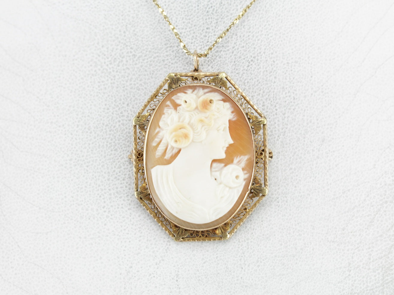 Colgante o broche de filigrana de cameo vintage