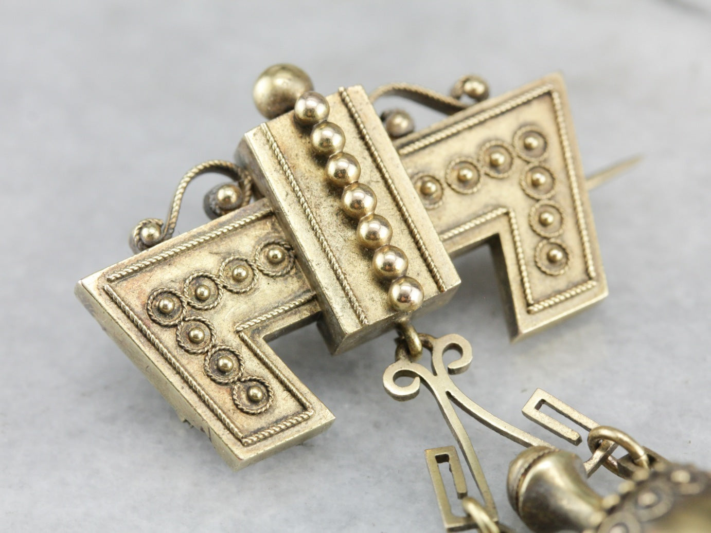 Victorian Etruscan Revival Gold Brooch with Mourning Urn