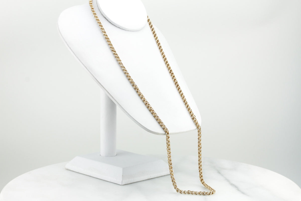 Collar largo de cadena de doble eslabón antiguo