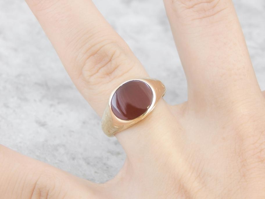 Curved Cut Carnelian Etched Yellow Gold Ring