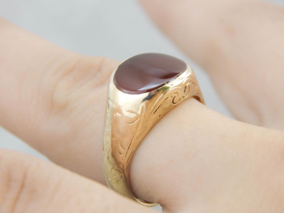Curved Cut Carnelian Etched Yellow Gold Ring