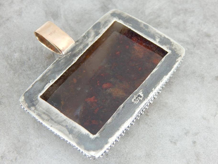 Cielo nocturno rojo, colgante de jaspe con fianza de oro rosa