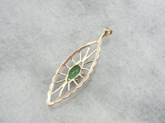 Art Nouveau Lavalier Pendant with Fine Green Garnet